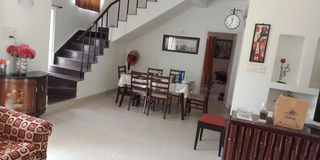Advani Homestay Hāora Esterno foto