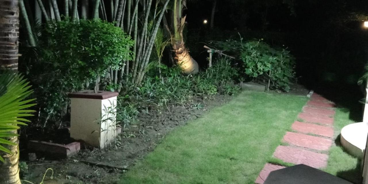 Advani Homestay Hāora Esterno foto